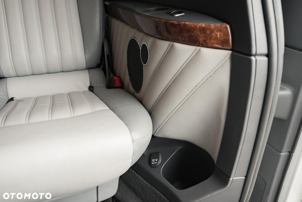 Mercedes-Benz Viano - 33