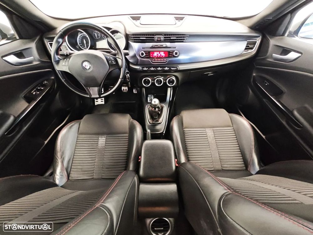 Alfa Romeo Giulietta 1.6 JTDm Progression - 23