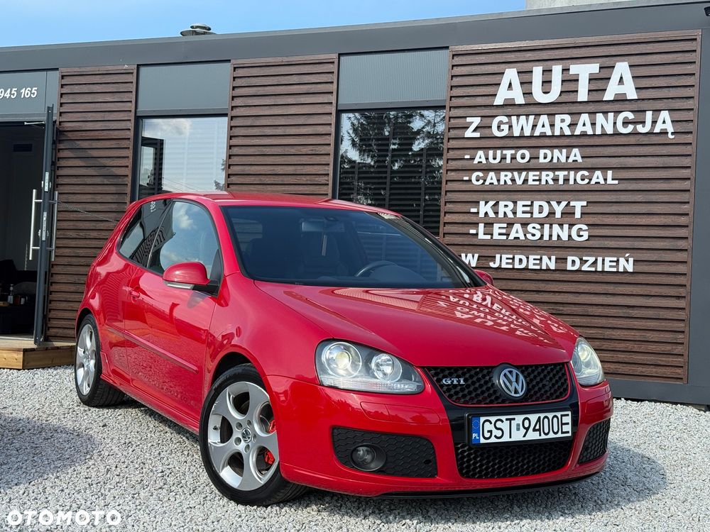 Volkswagen Golf 2.0 TSI GTI - 1