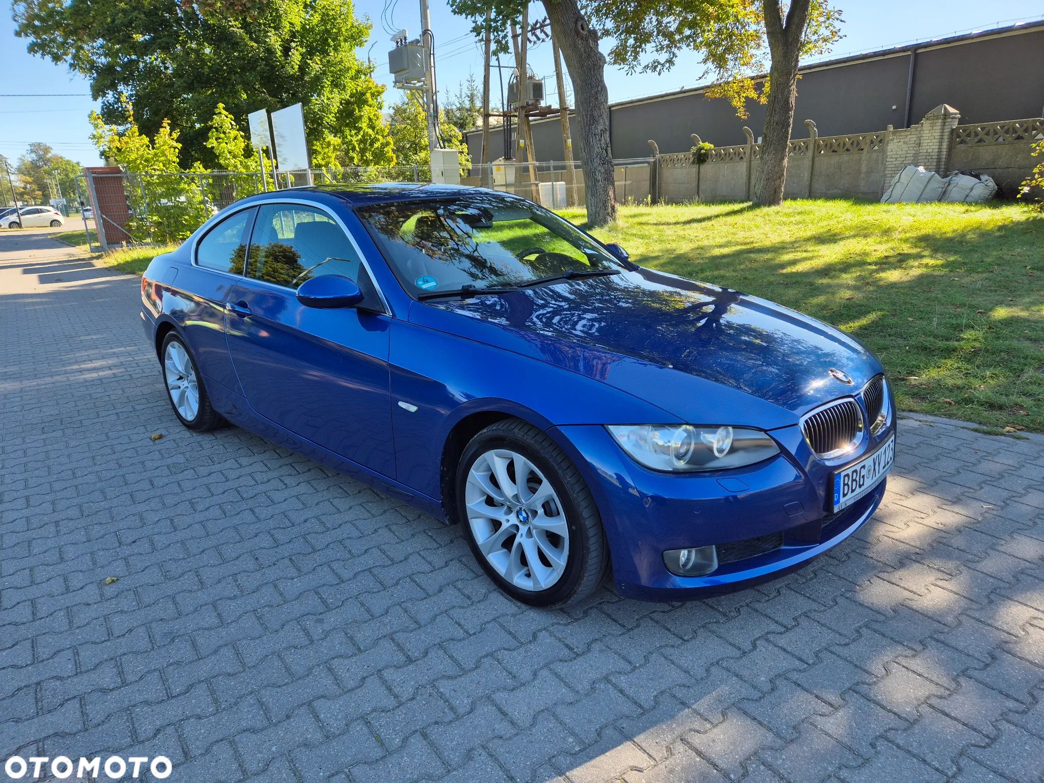 BMW Seria 3 325i - 1