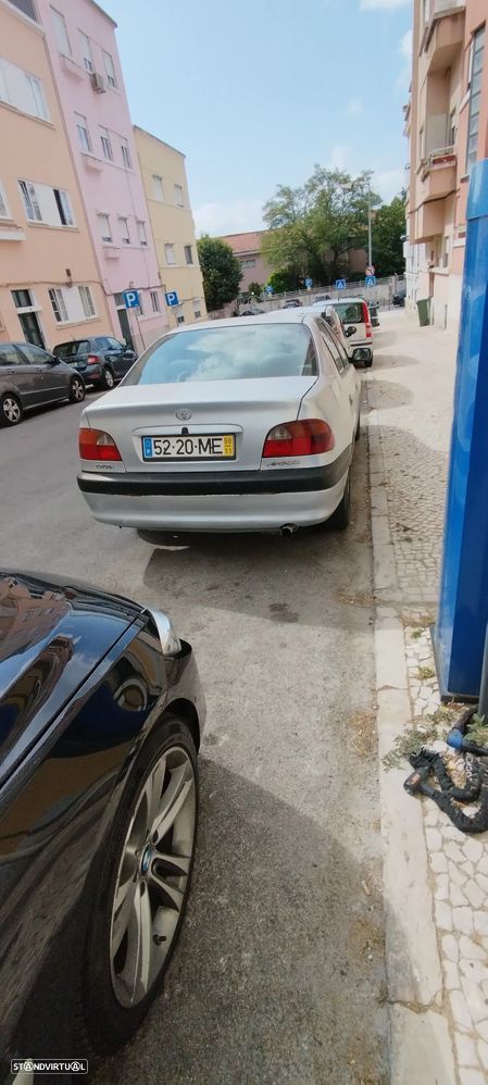 Toyota Avensis Sedan 2.0 TD Sol - 4