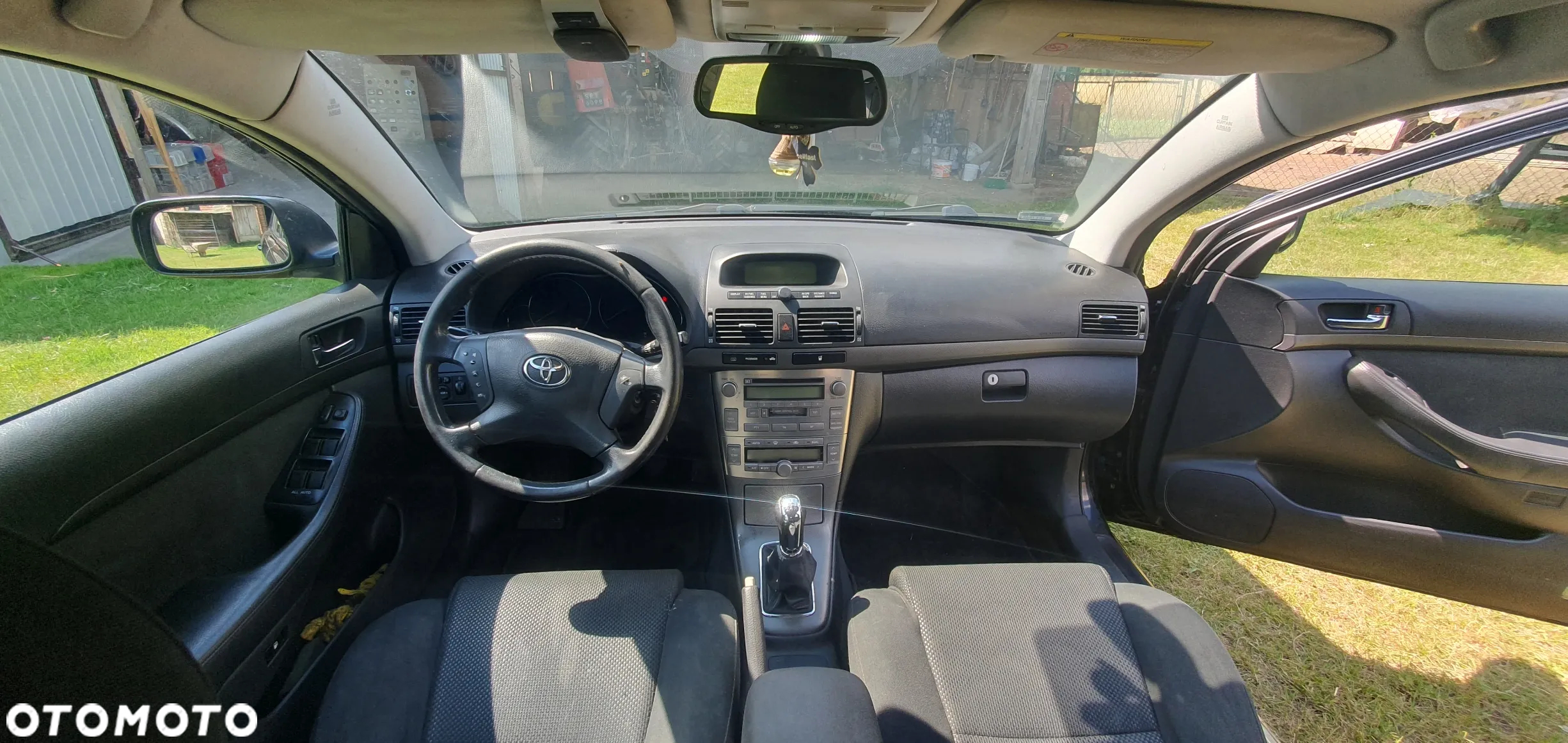 Toyota Avensis 2.0 D-4D High - 14
