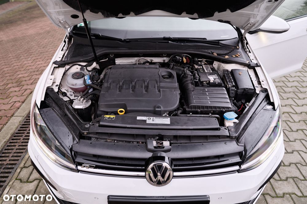 Volkswagen Golf - 18