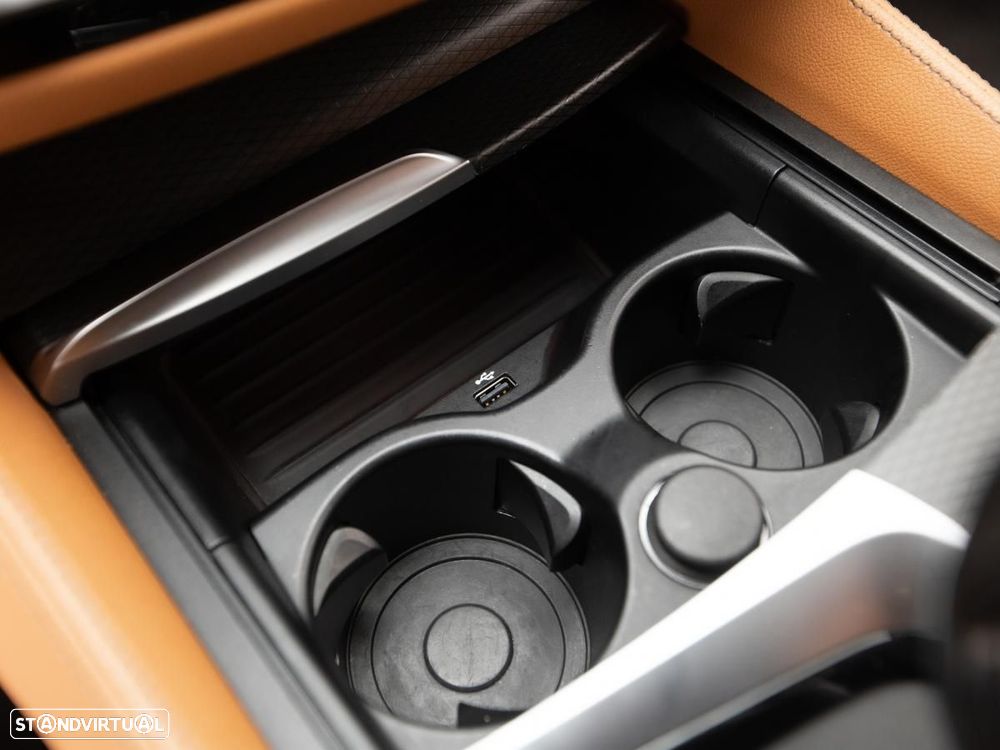 BMW 530 e Pack Desportivo M - 25