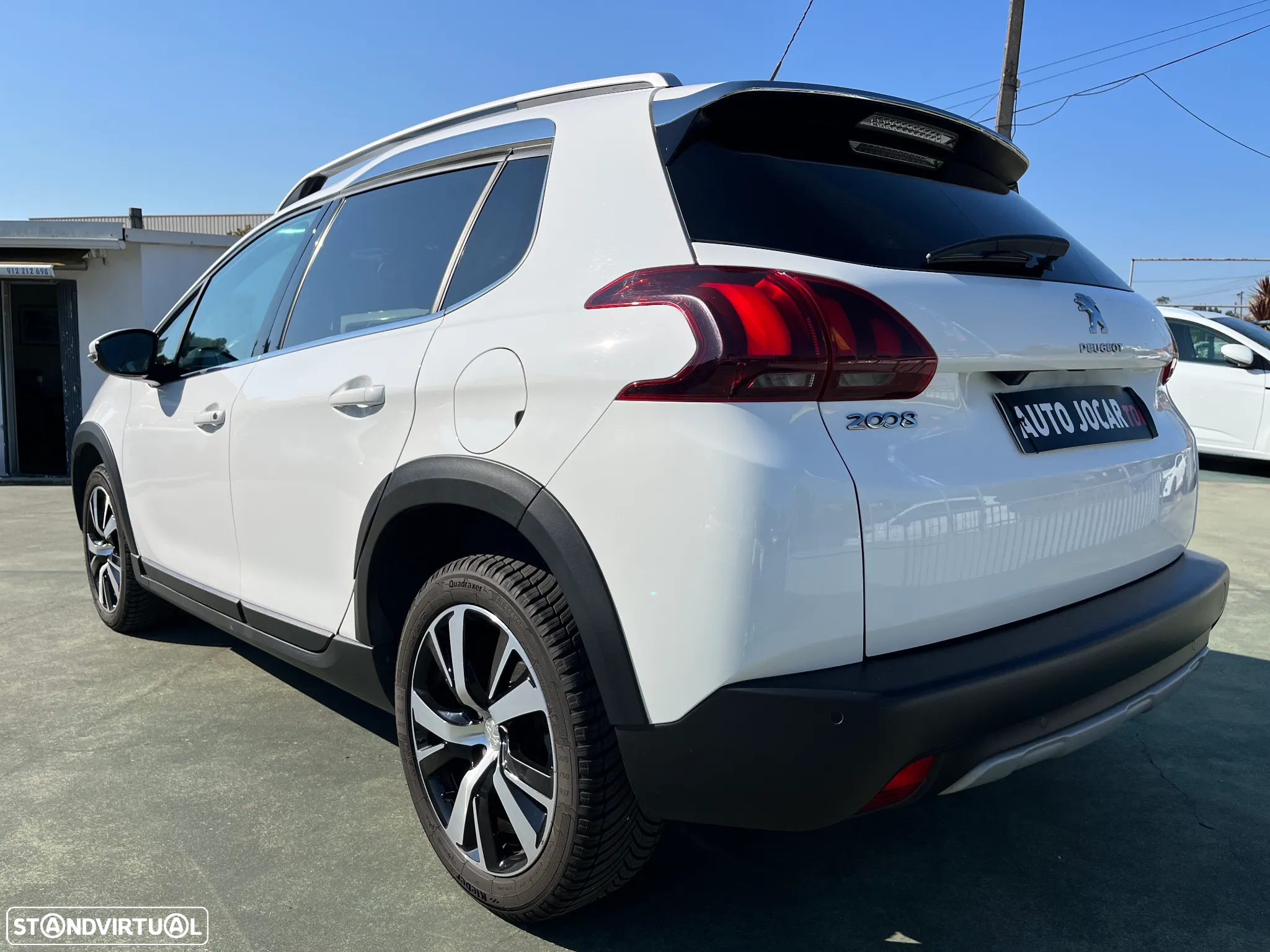 Peugeot 2008 1.5 BlueHDi Allure EAT6 - 5