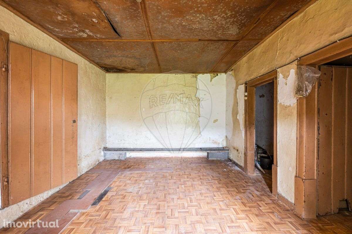 Moradia T2 para venda - Grande imagem: 2/18