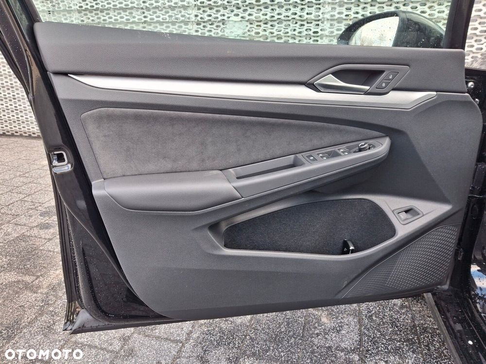 Volkswagen Golf Variant 2.0 TDI Life Plus DSG - 8