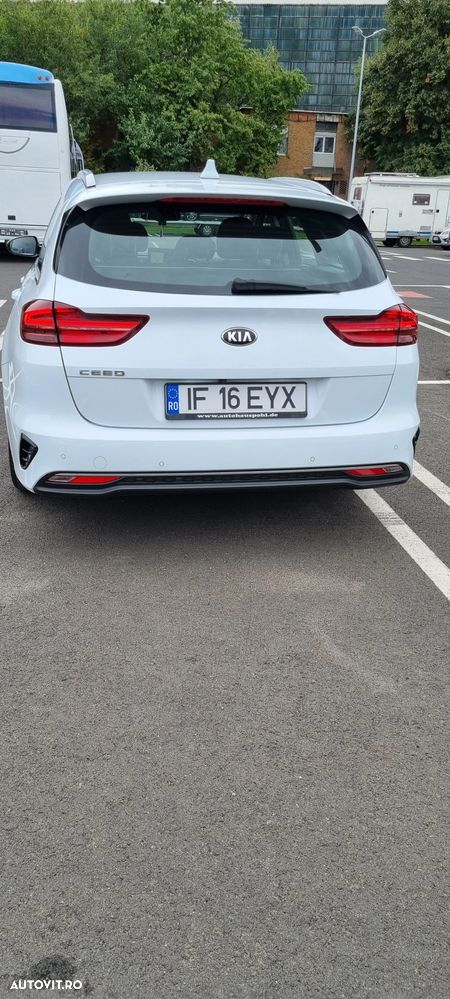 Kia Ceed 1.6 CRDi Platinum Edition - 4