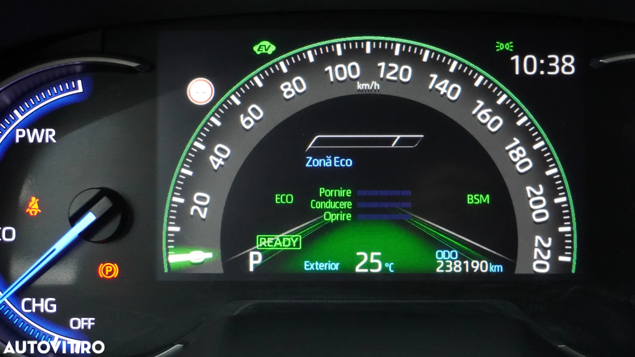 Toyota RAV4 2.5 4x4 Hybrid Lounge - 22