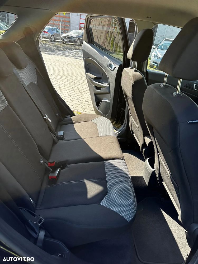 Ford EcoSport - 4