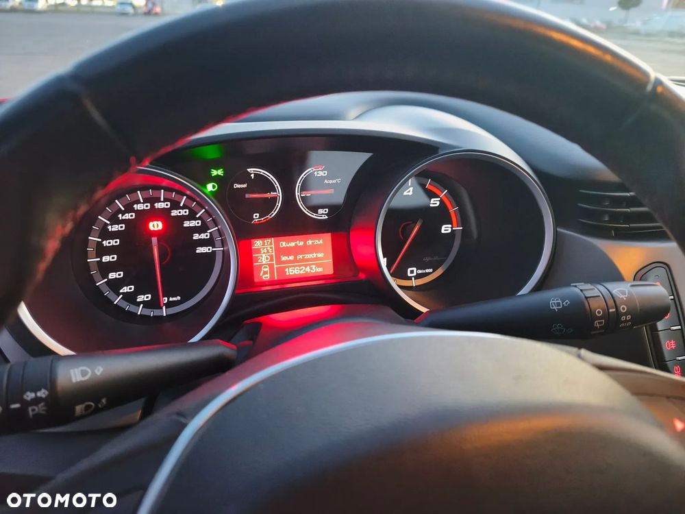 Alfa Romeo Giulietta 2.0 JTDM 16V Sport - 7