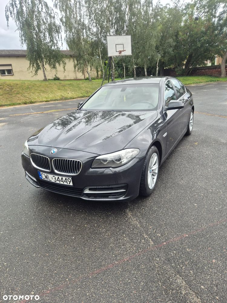 BMW Seria 5 518d - 1