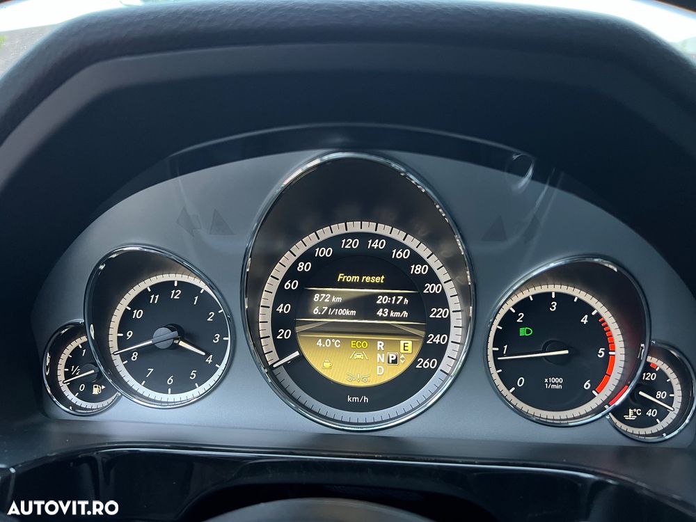 Mercedes-Benz E 250 CDI 4MATIC Aut. - 27