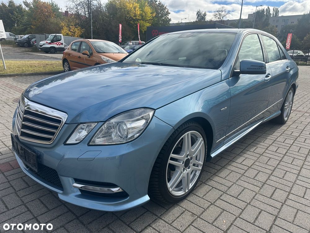 Mercedes-Benz Klasa E - 23