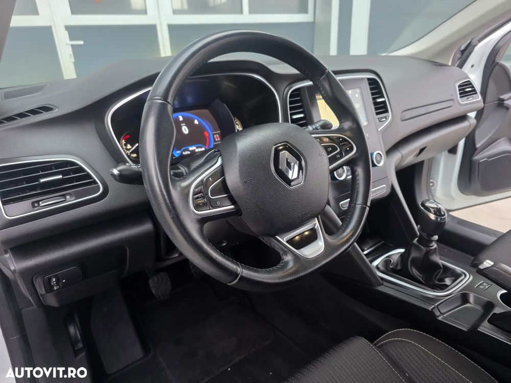 Renault Megane ENERGY dCi 110 LIMITED - 18