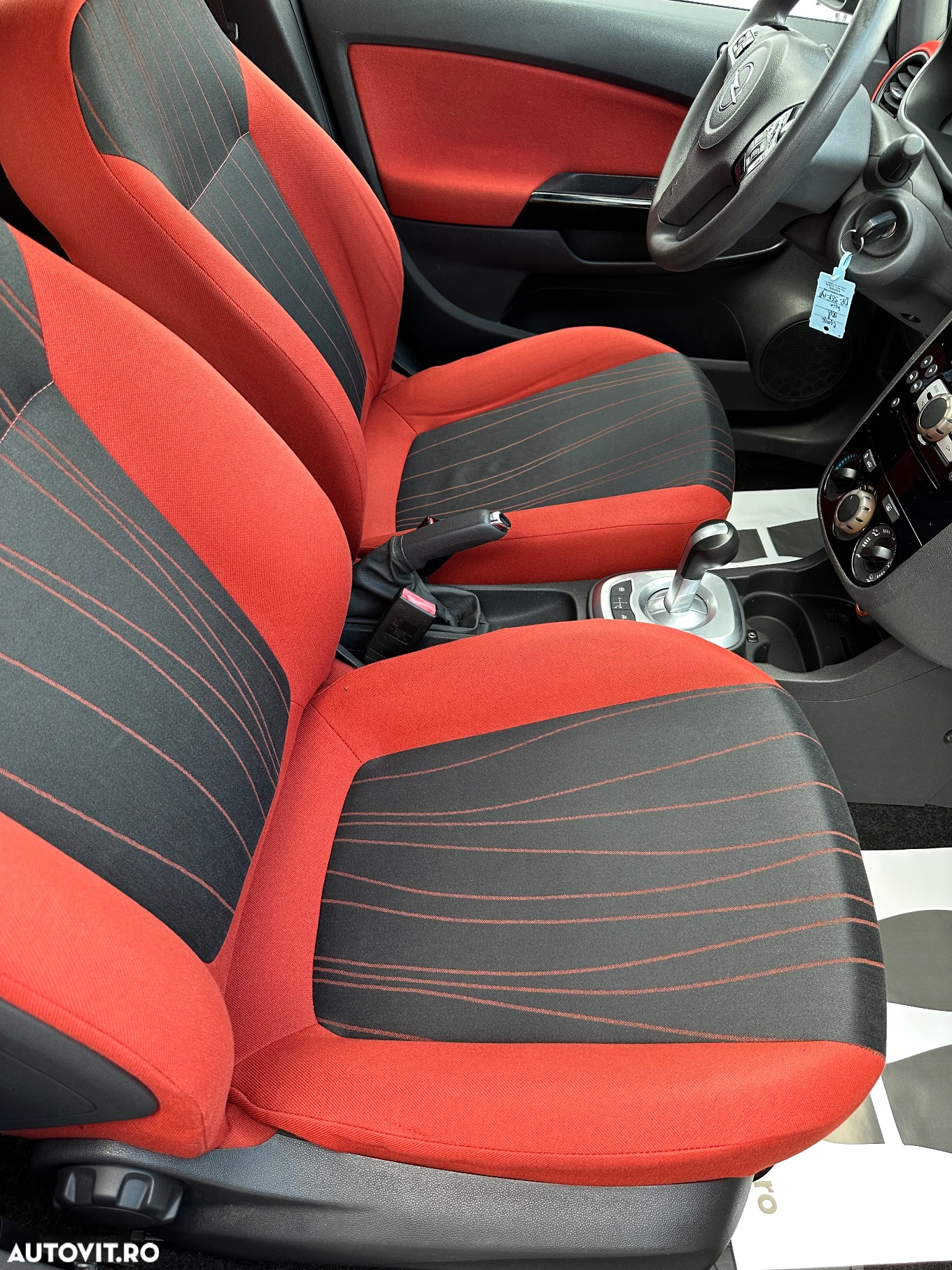 Opel Corsa 1.2i Easytronic Enjoy - 18