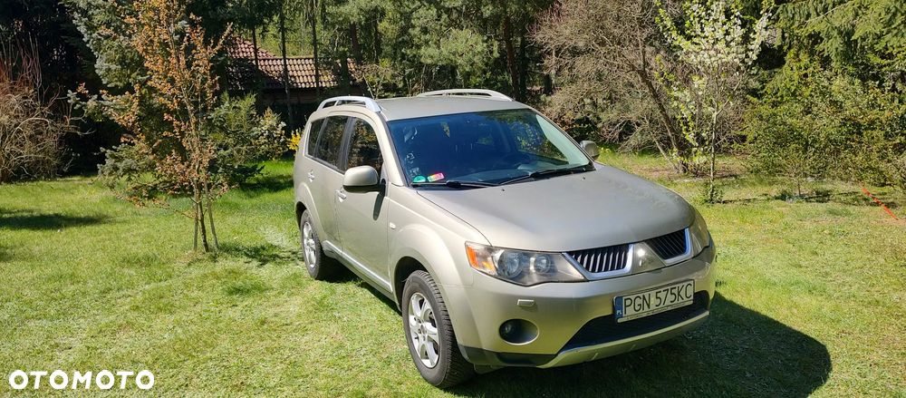 Mitsubishi Outlander 2.2 DI-D 4WD Invite - 3