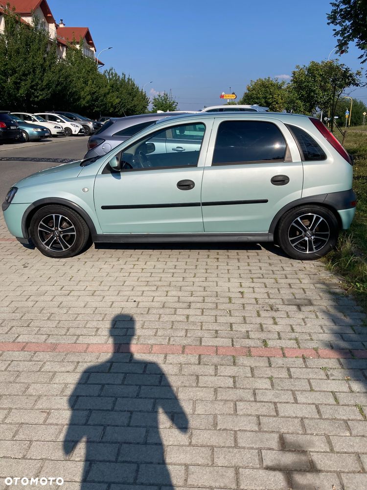 Opel Corsa - 3