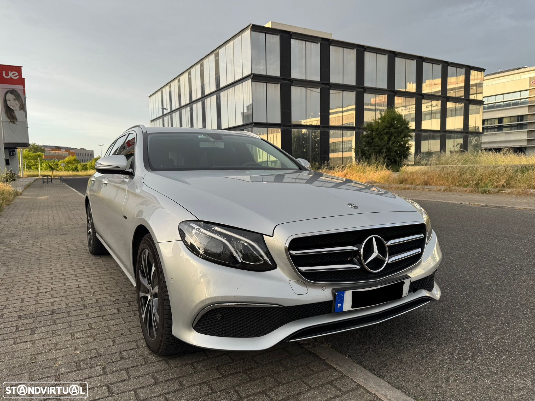 Mercedes-Benz E 300 - 1