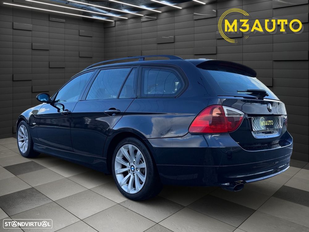 BMW 318 d Navigation - 4