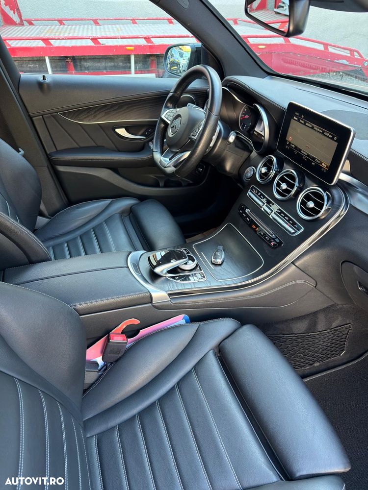 Mercedes-Benz GLC 220 d 4MATIC 9G-TRONIC AMG Line - 10