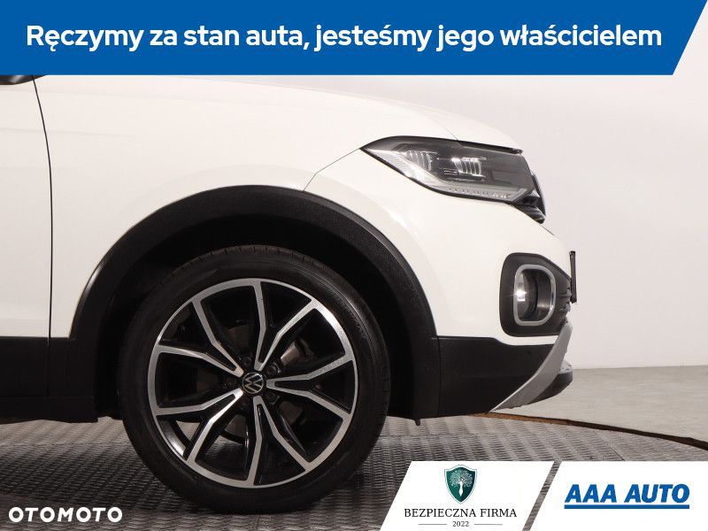 Volkswagen T-Cross - 17