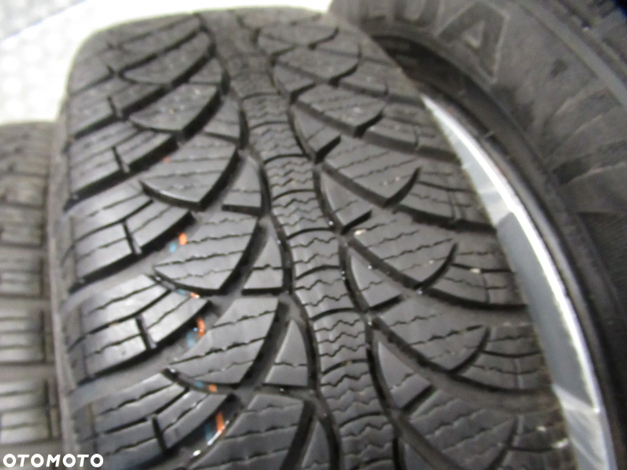 Koła Toyota Yaris IV 5,5Jx15 et45 5x100 zima 7mm - 19