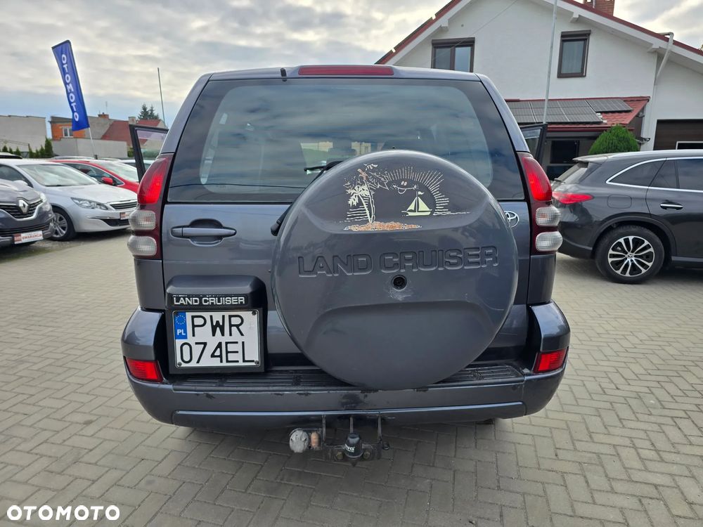 Toyota Land Cruiser - 23