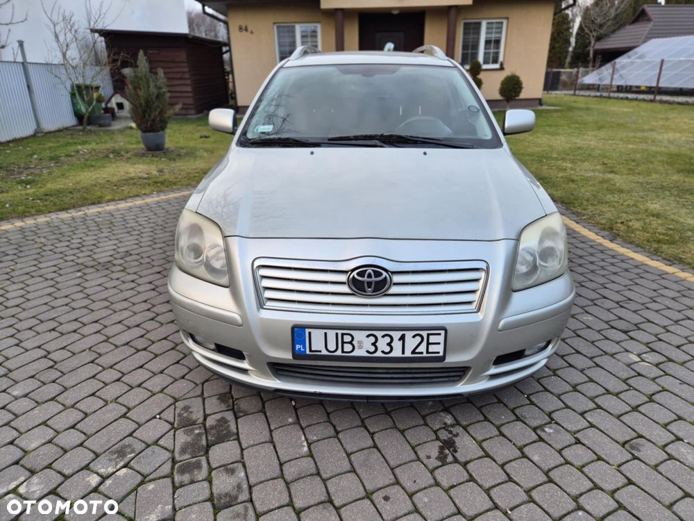 Toyota Avensis 2.0 D-4D Combi - 10