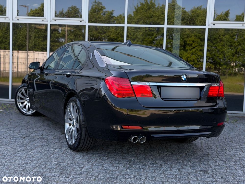 BMW Seria 7 730d - 33