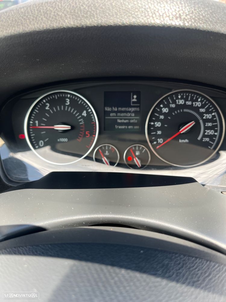 Renault Laguna Break 2.0 dCi Dynamique S 120g - 19