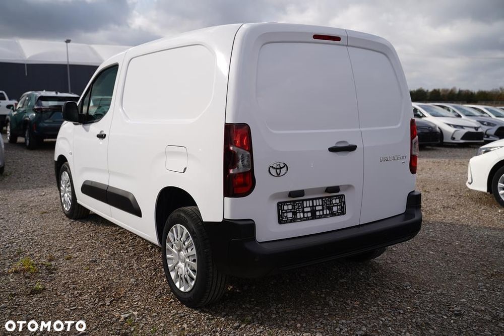 Toyota Proace City 1.5 D-4D Long 2,3t Active - 8
