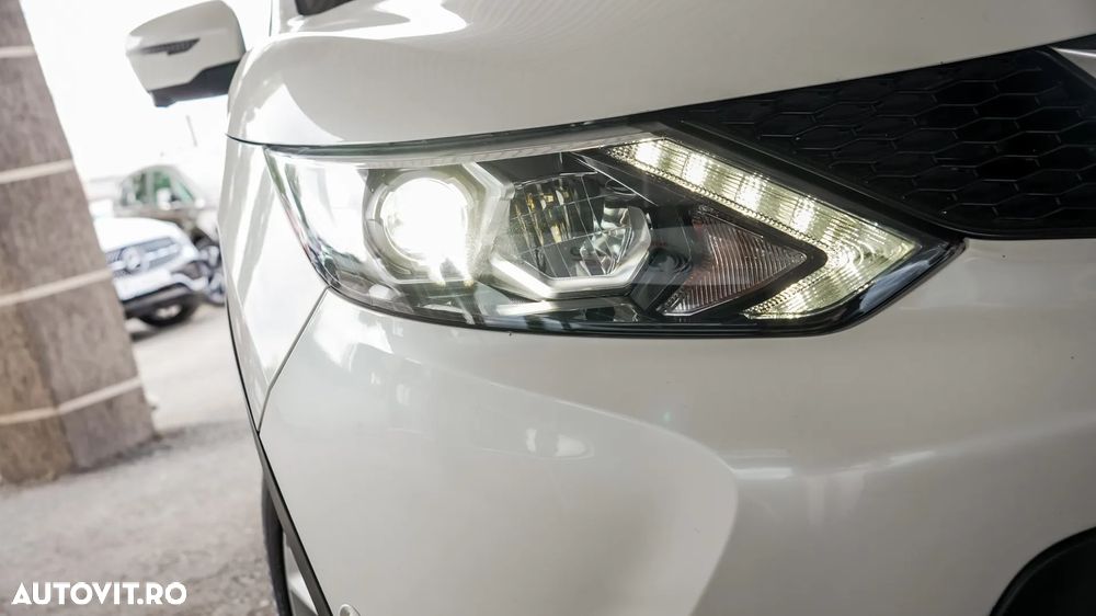 Nissan Qashqai 1.6 DIG-T ACENTA - 32