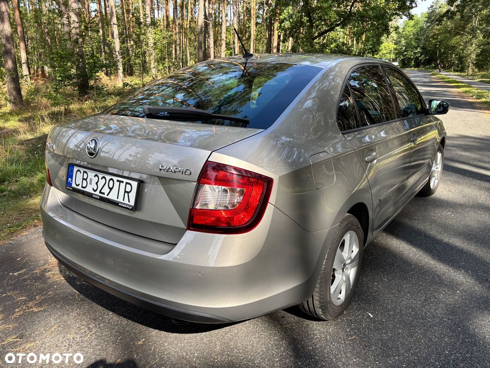 Skoda RAPID 1.0 TSI Ambition - 9