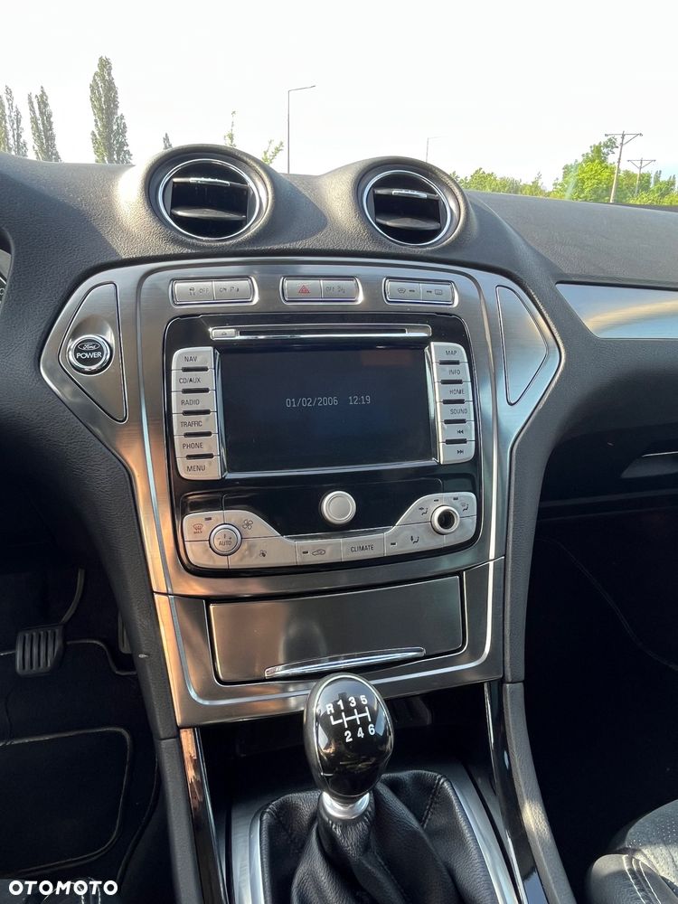 Ford Mondeo 2.0 TDCi Titanium - 23