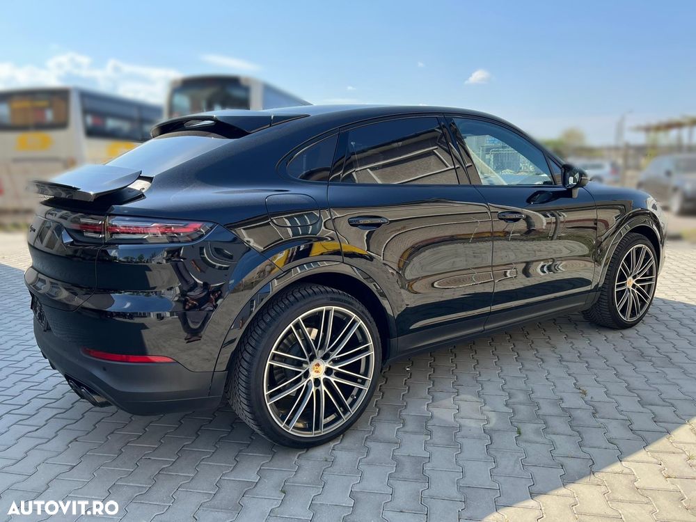 Porsche Cayenne Coupe - 8