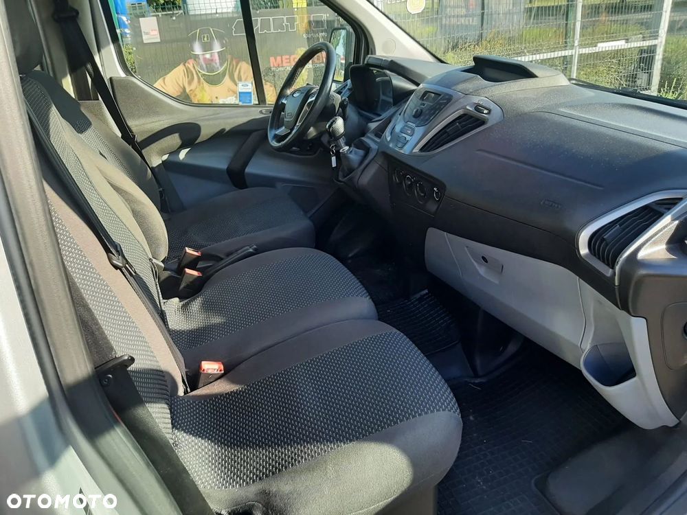 Ford Transit - 8