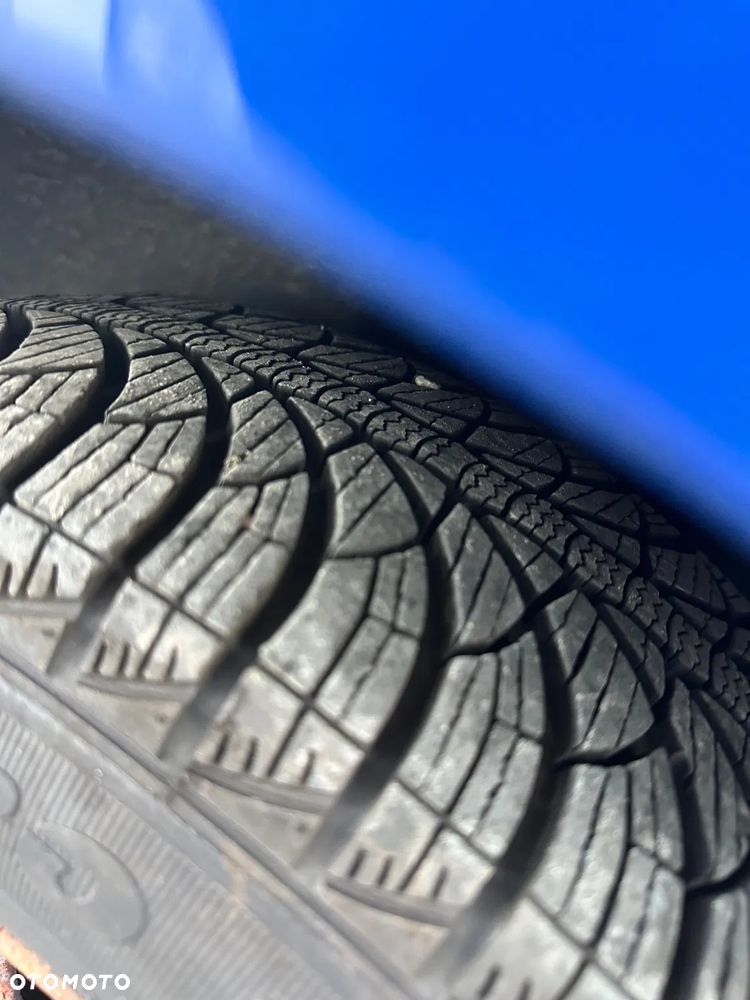 Skoda Fabia 1.4 MPI Cool Colour Edition - 5