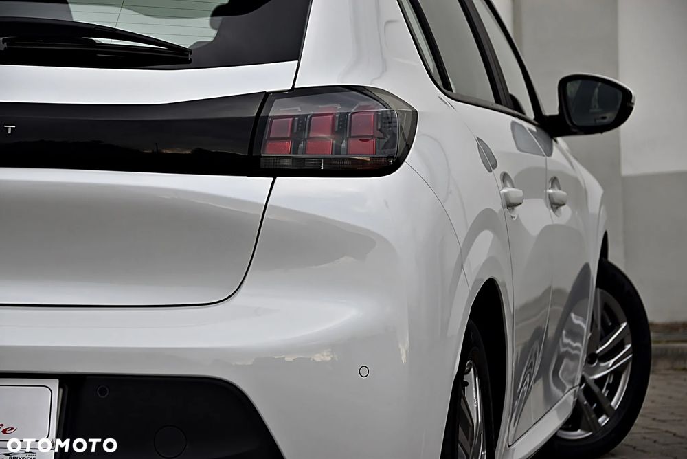 Peugeot 208 1.2 PureTech Allure Pack S&S EAT8 - 9