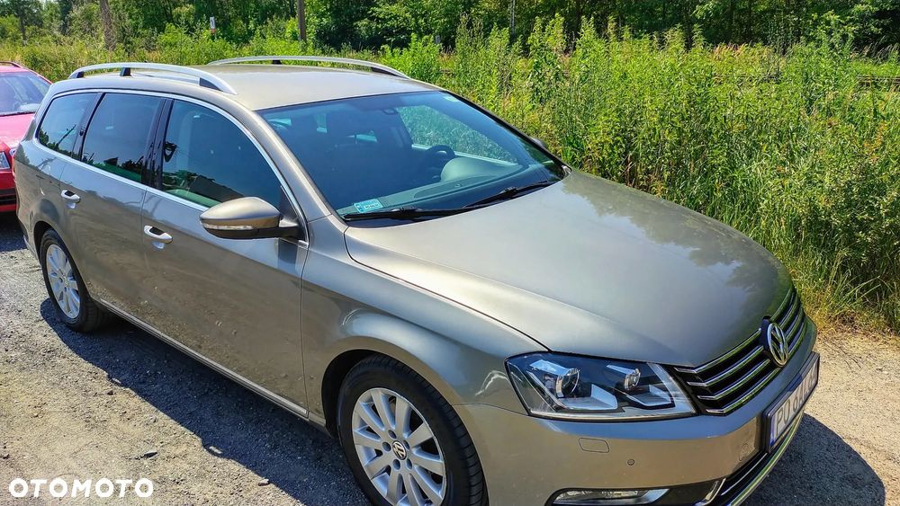 Volkswagen Passat - 18