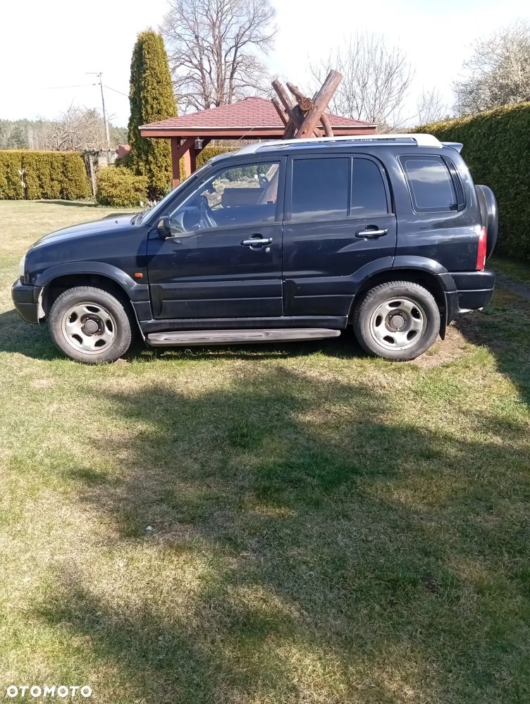 Suzuki Grand Vitara 2.0 Comfort - 1