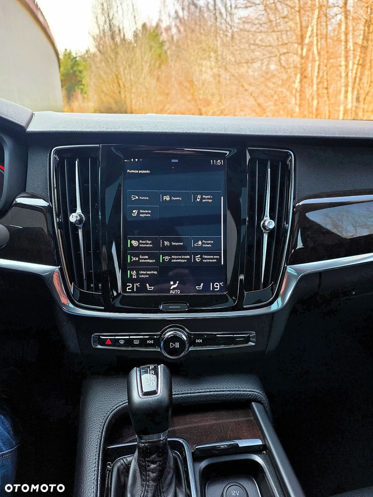 Volvo S90 T5 Geartronic Momentum - 31