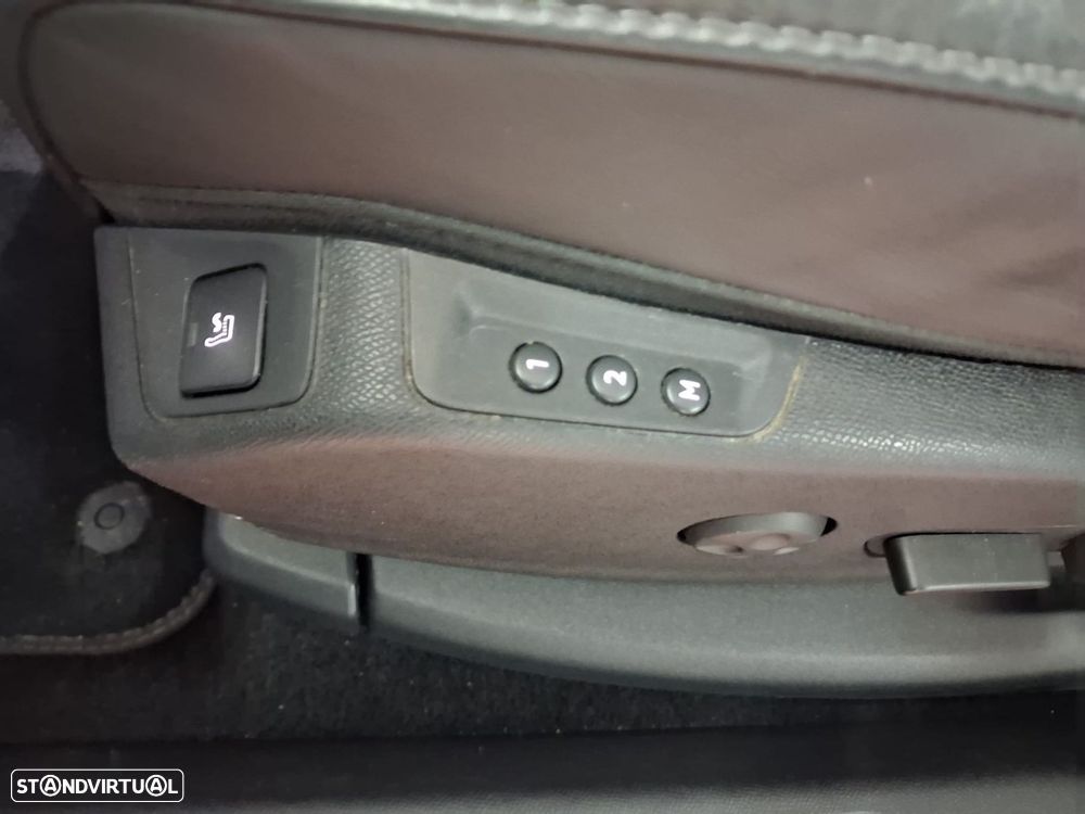 DS DS7 Crossback - 22