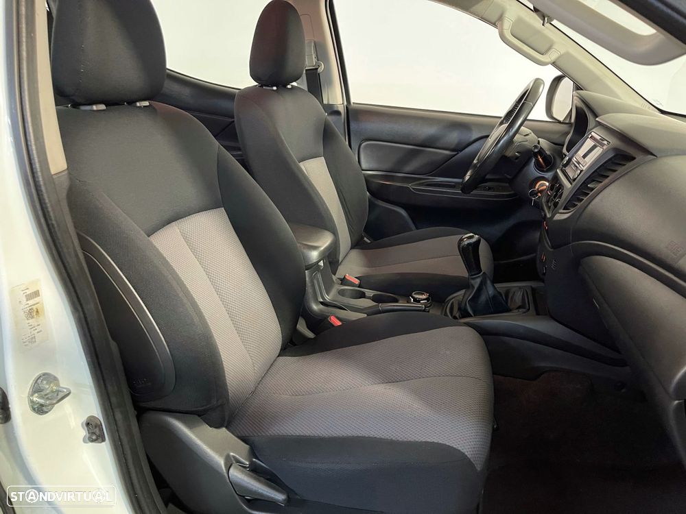 Mitsubishi L200 2.3 DI-D CD Invite 4WD - 15