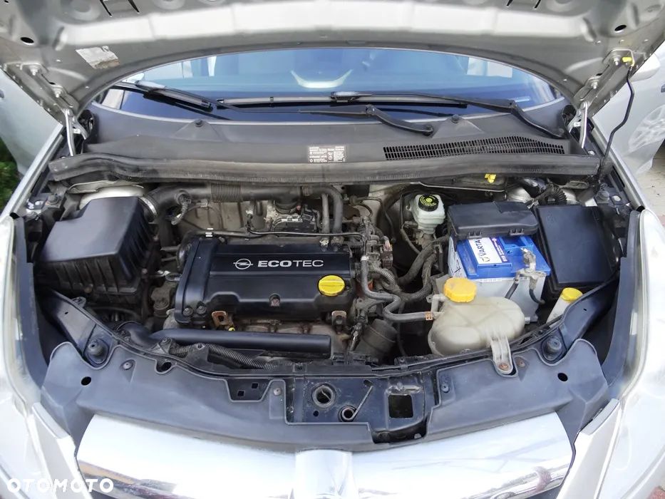 Opel Corsa 1.2 16V Enjoy - 25