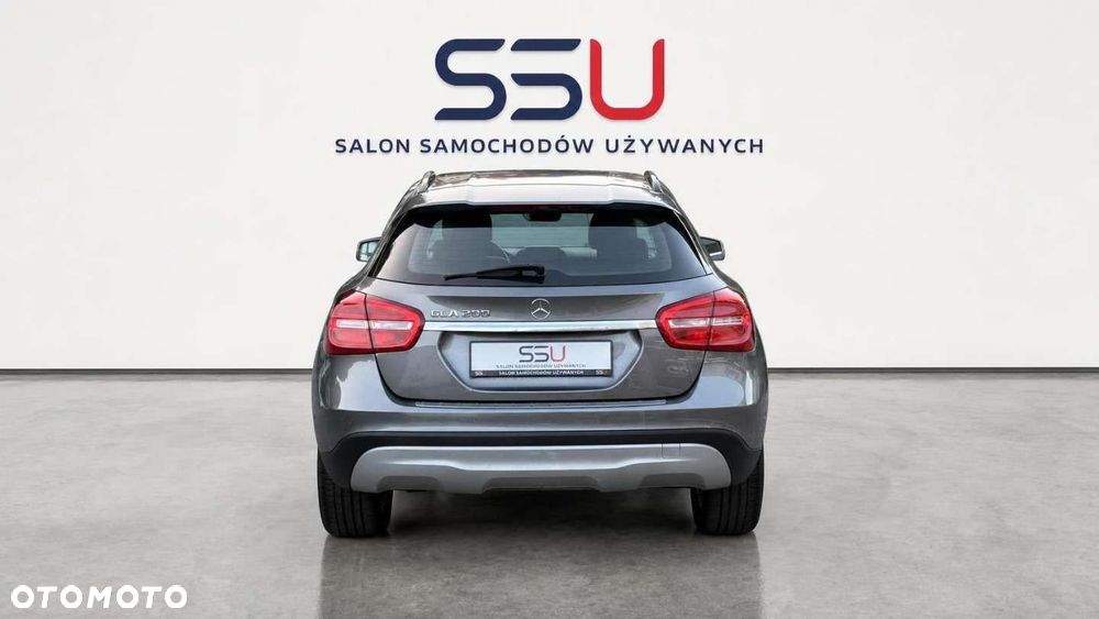 Mercedes-Benz GLA 200 Style - 13