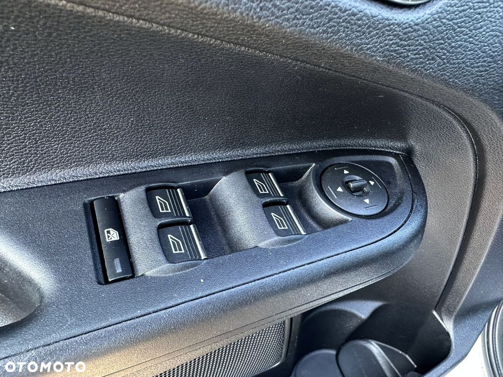 Ford B-MAX 1.4 SYNC Edition - 34