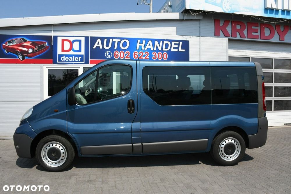 Opel Vivaro - 12