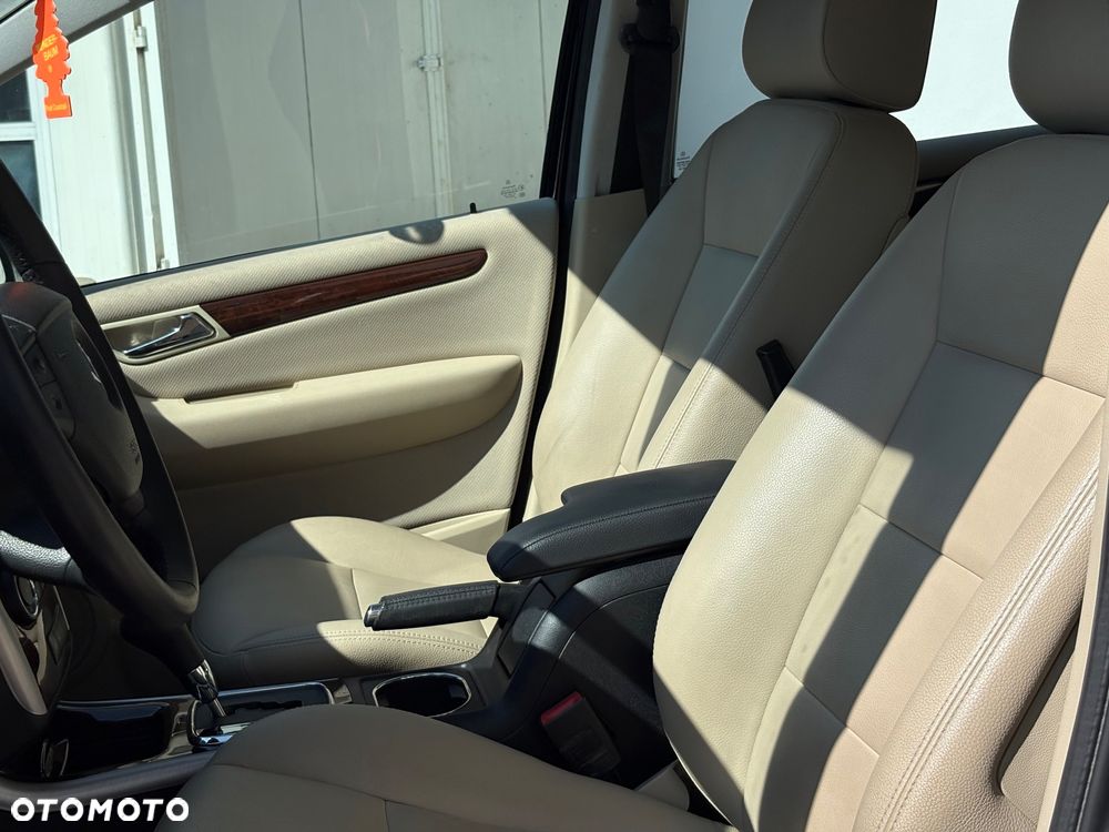 Mercedes-Benz Klasa B 200 Autotronic Special Edition - 23