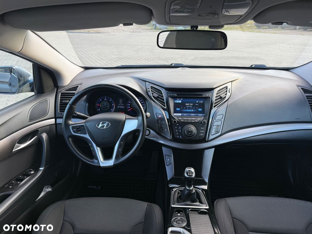 Hyundai i40 1.7 CRDi Comfort + - 21